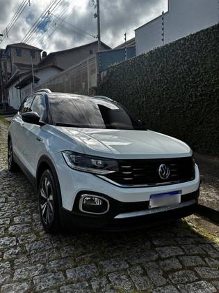 VOLKSWAGEN T-CROSS 1.4 250 TSI TOTAL FLEX HIGHLINE AUTOMÁTICO